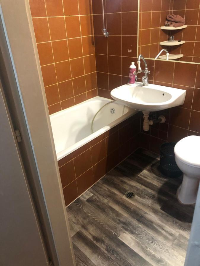 7Dab Apartment Bezeredj Contactless Self -Check-In บูดาเปสต์ ภายนอก รูปภาพ